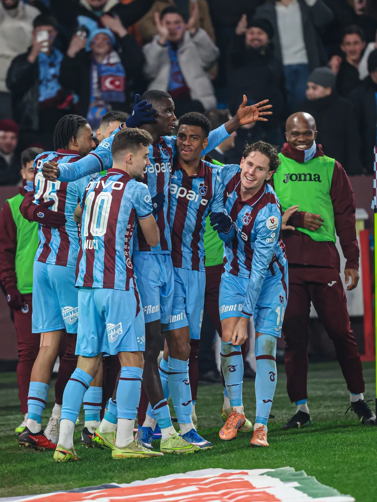 Trabzonspor Kasımpaşa'yı mağlup etti: Karadeniz'de şık golle galibiyet!