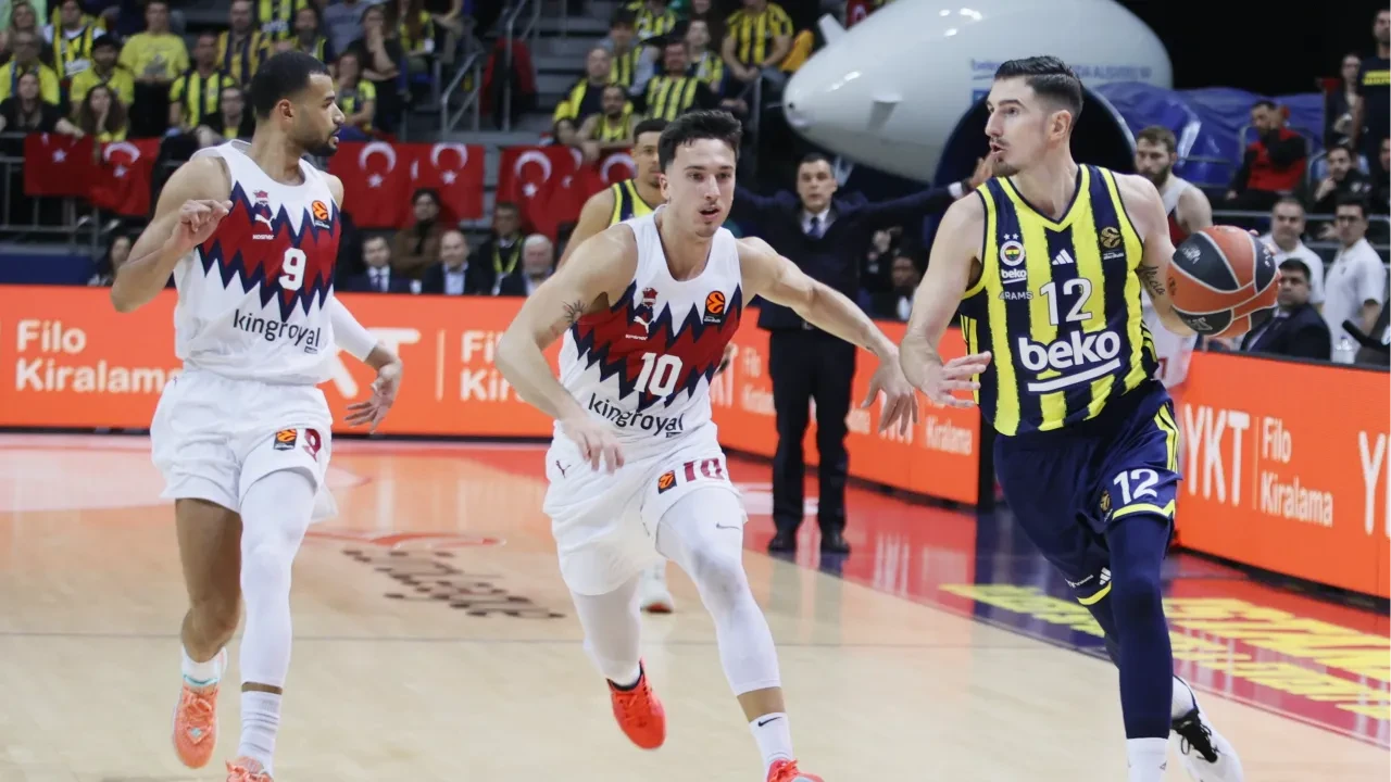 Fenerbahçe Beko Kosner Baskonia'yı da devirdi: EuroLeague'de 16. galibiyet!