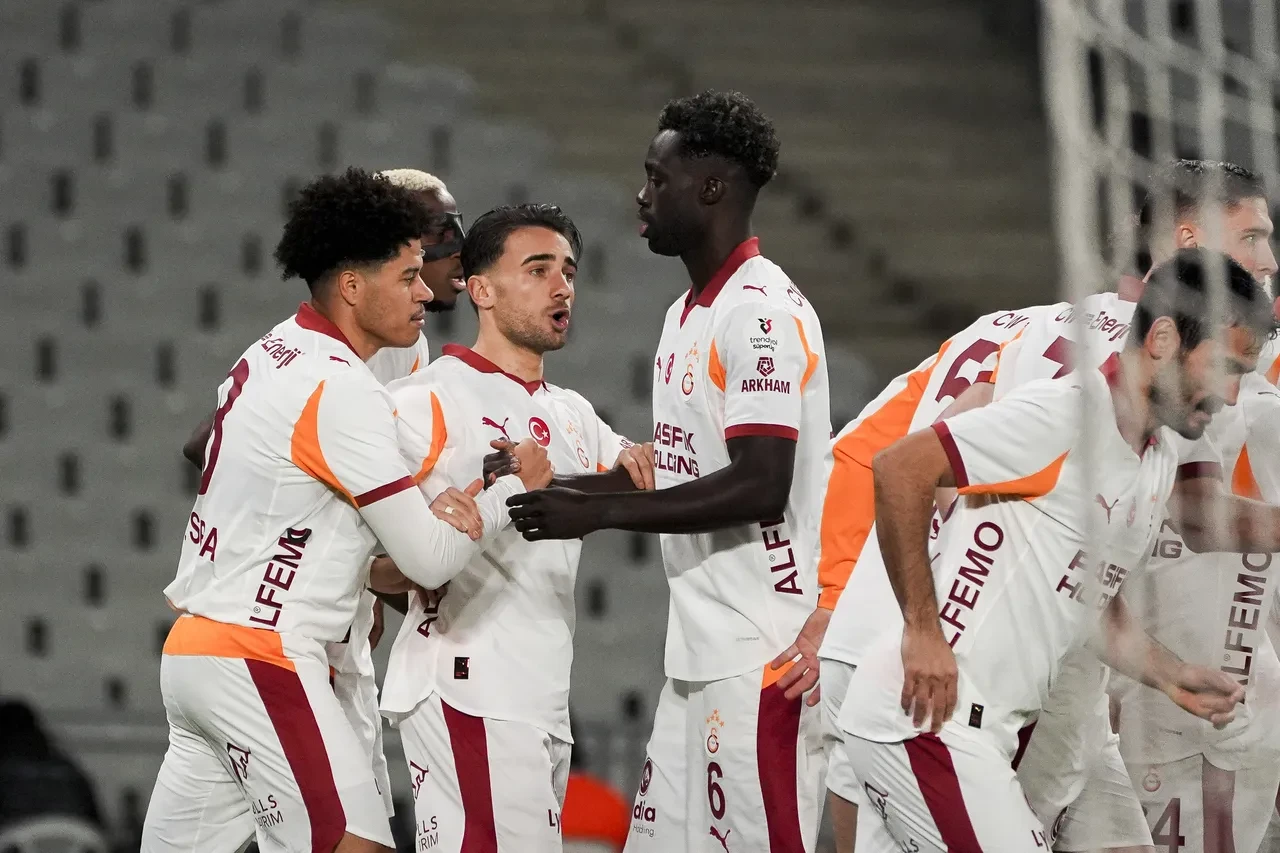 Galatasaray Fatih Karagümrük deplasmanında galip geldi: Trendyol Süper Lig'de lider değişmedi!