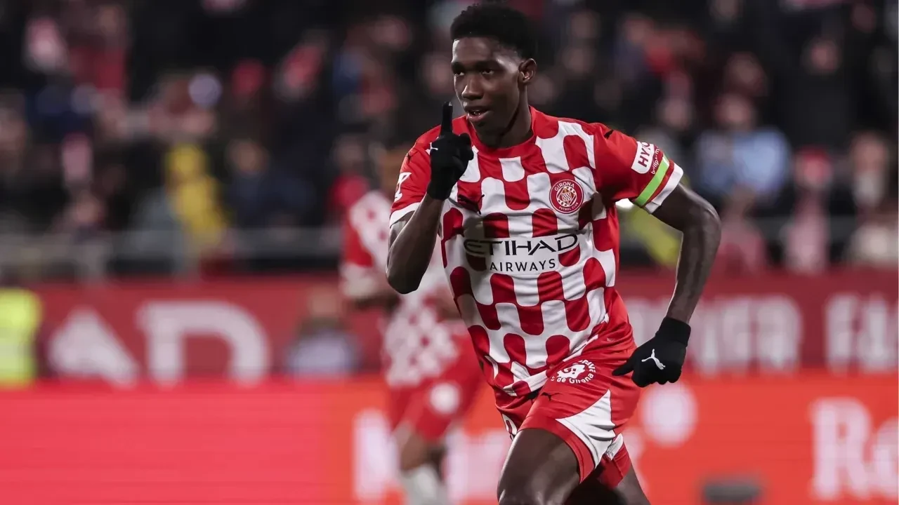 Galatasaray'ın yeni transferi uçaktan mesaj gönderdi!