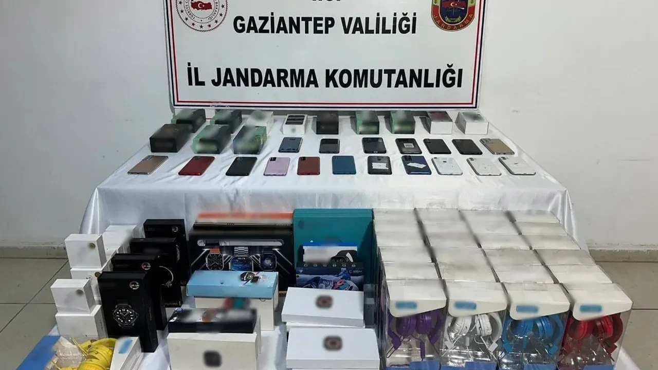 Gaziantep'te 1,8 milyon TL değerinde elektronik eşya ele geçirildi
