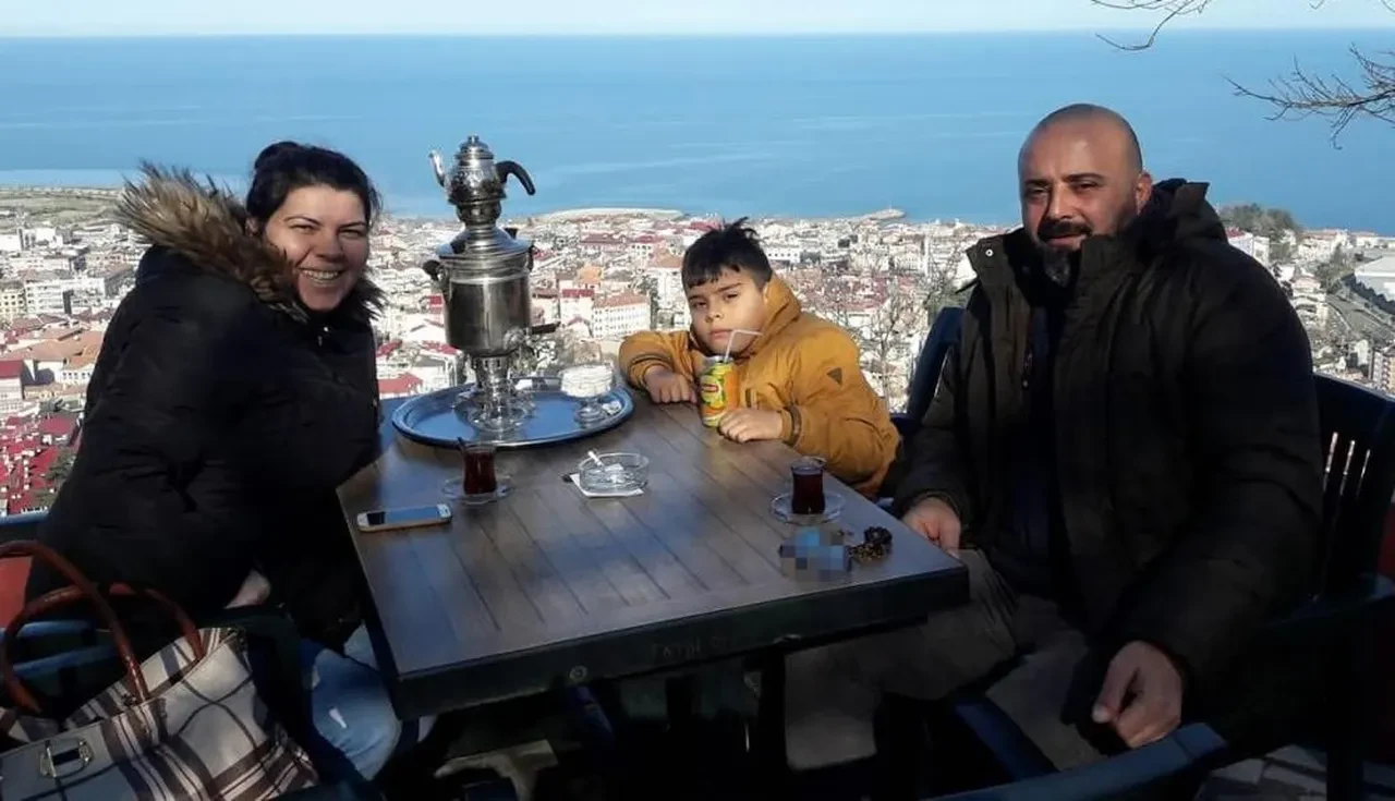 Kuzey Marmara Otoyolu'ndaki kazada can veren çifte son veda! Detay da cenazedeki an da kahretti