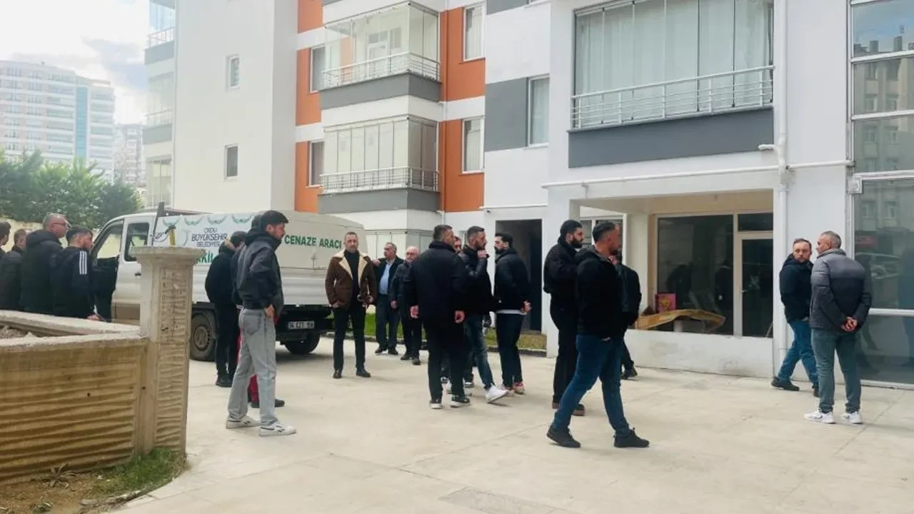 Ordu ve Düzce'de 2 kişi evlerinde ölü bulundu