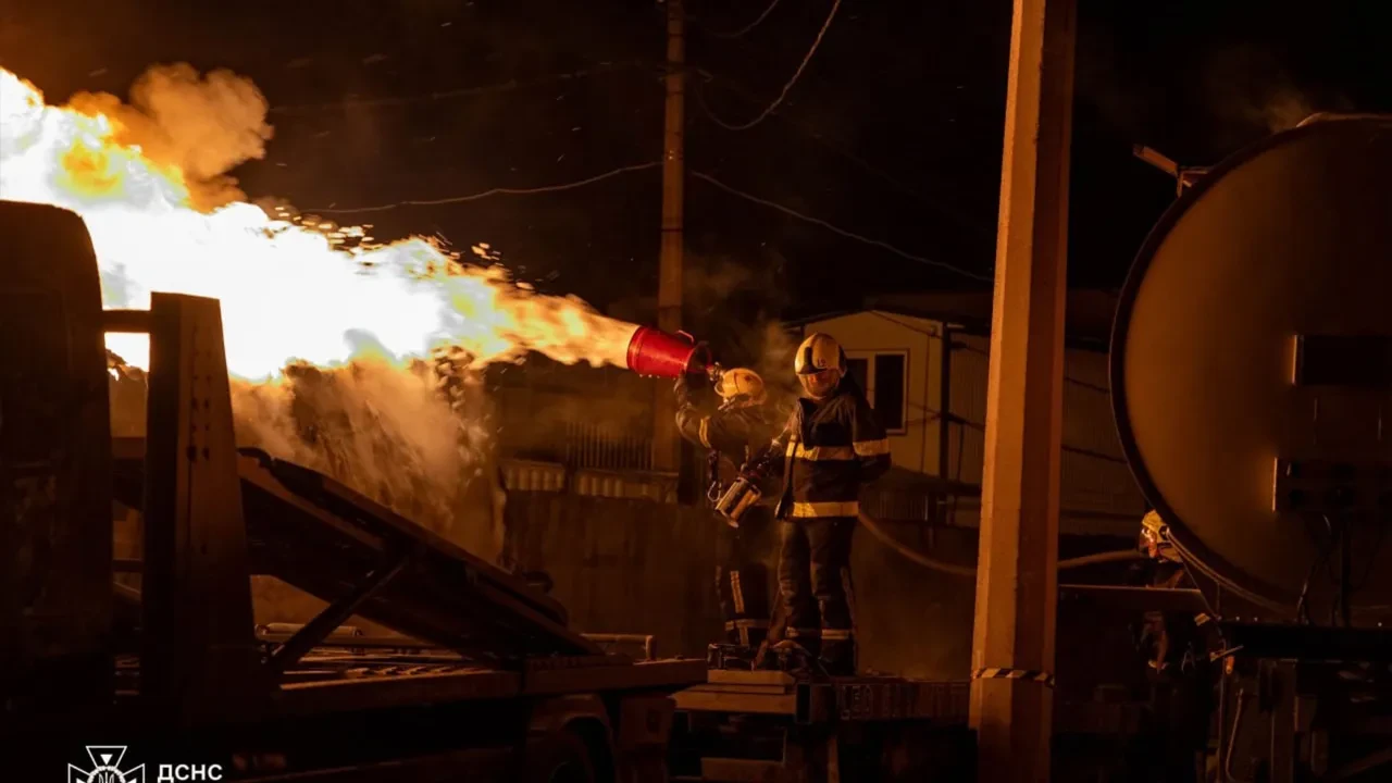 Rusya'dan Ukrayna'ya dron ve füzeli saldırı! Taş taş üstünde kalmadı