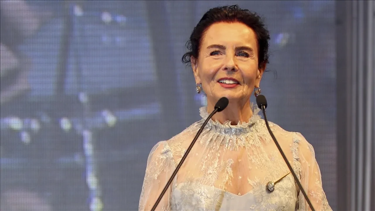 Türk sinemasının hafızası Fatma Girik'e vefasızlık: Mezarlıkta sadece 10 kişi vardı