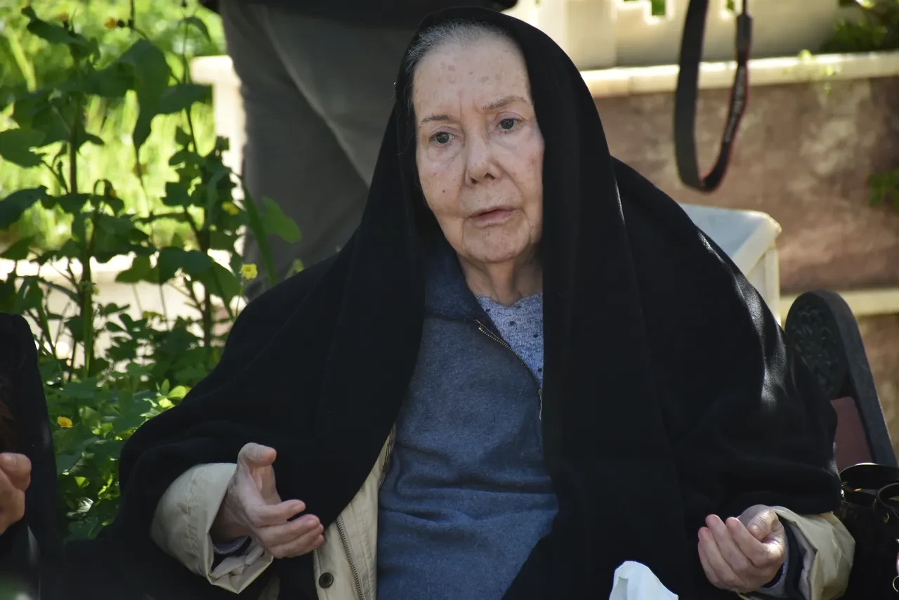 Türk sinemasının hafızası Fatma Girik'e vefasızlık: Mezarlıkta sadece 10 kişi vardı