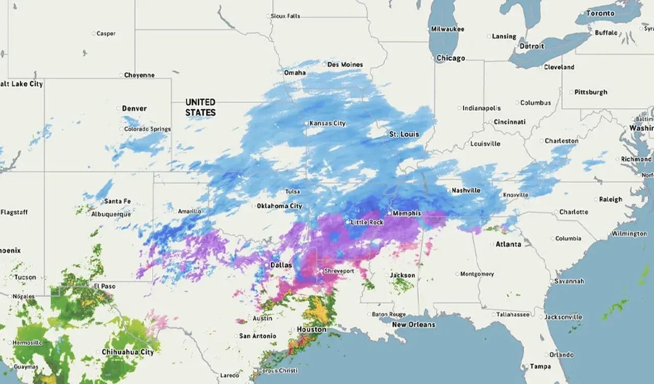 ABD'de şiddetli kar fırtınası hayatı felç etti! Yüzbinlerce hane elektriksiz kaldı