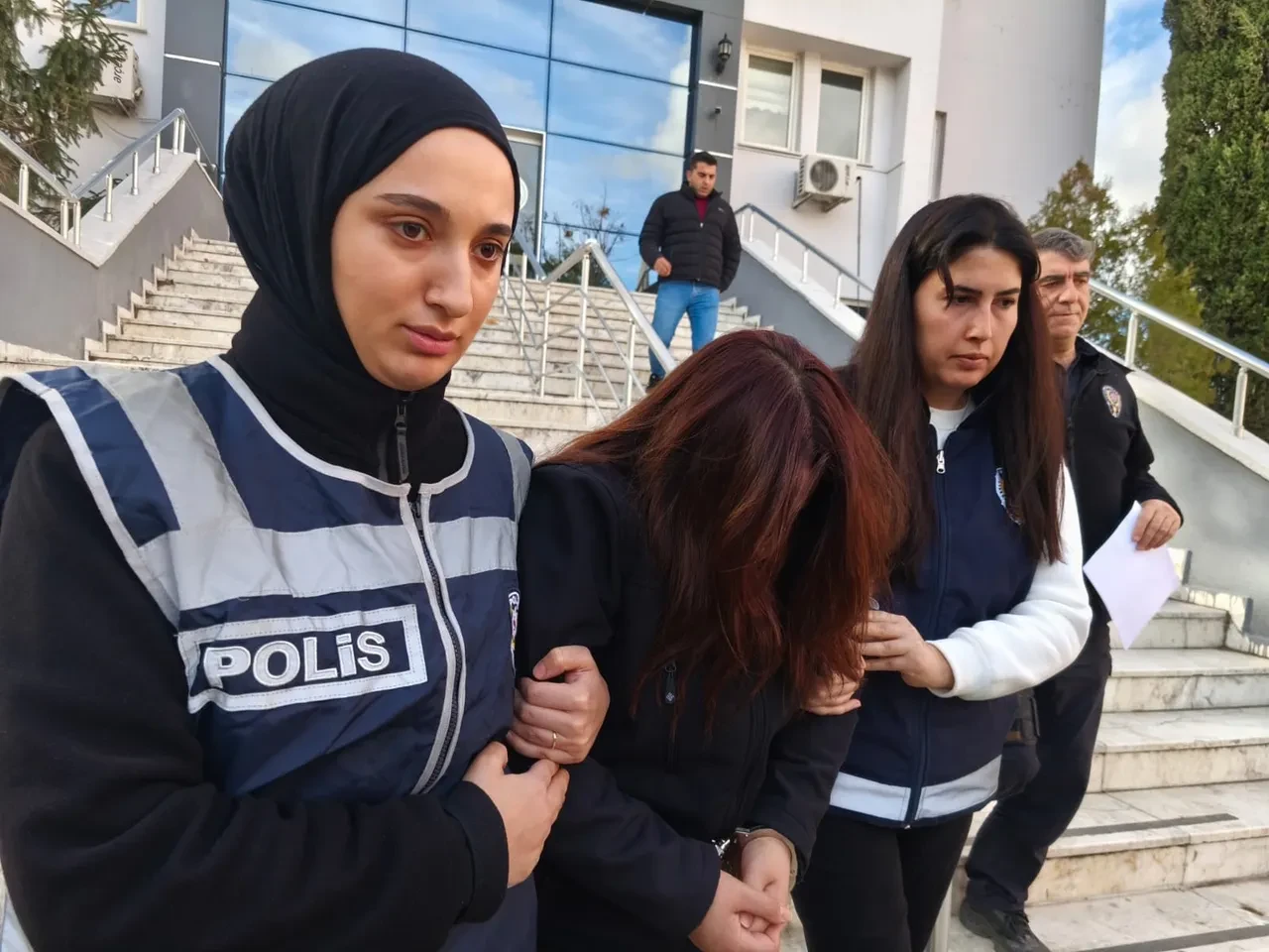 Cani hemşire tutuklandı! 5 günlük bebeği darbederek engelli bırakmıştı