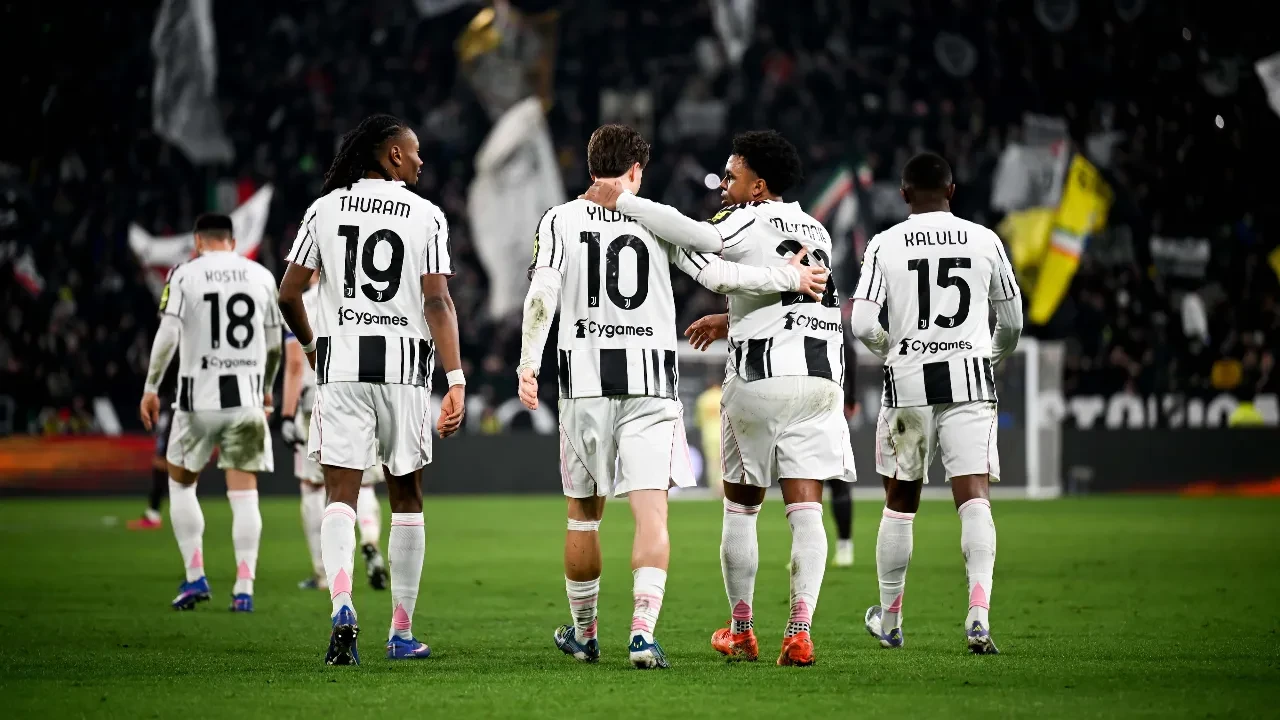 Kenan Yıldız parlıyor Juventus kazanıyor: Napoli'yi farklı geçtiler!