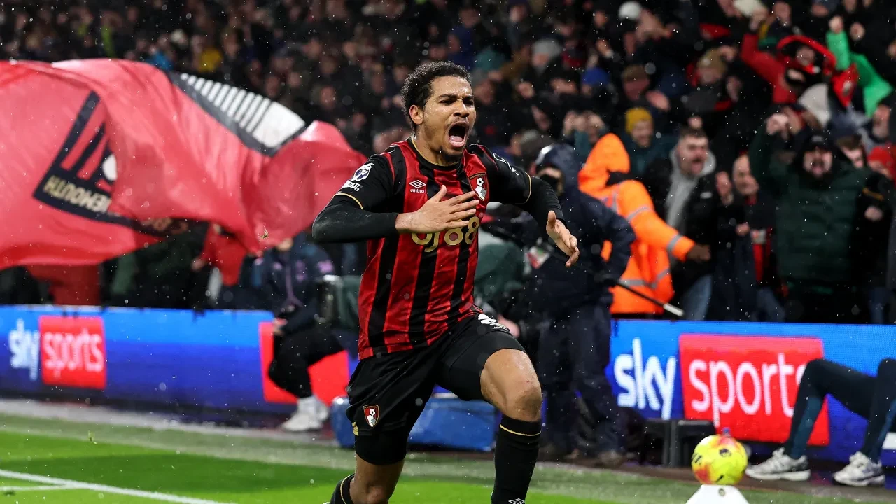 /spor/liverpoolda-icin-beklenen-son-her-gecen-gun-yaklasiyor-simdi-de-bournemoutha-son-daki-3278346