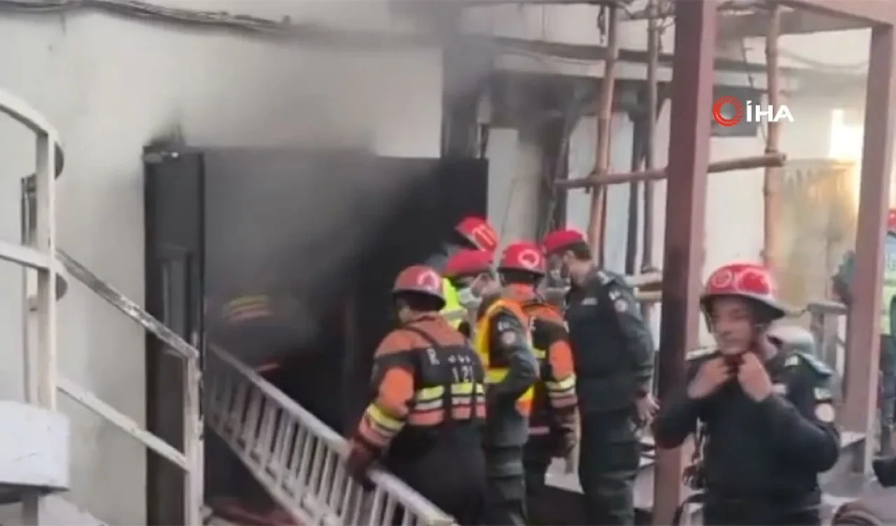 Pakistan'da yangın faciası! Otelin 21 katı alevlere teslim oldu: Ölü ve yaralılar var