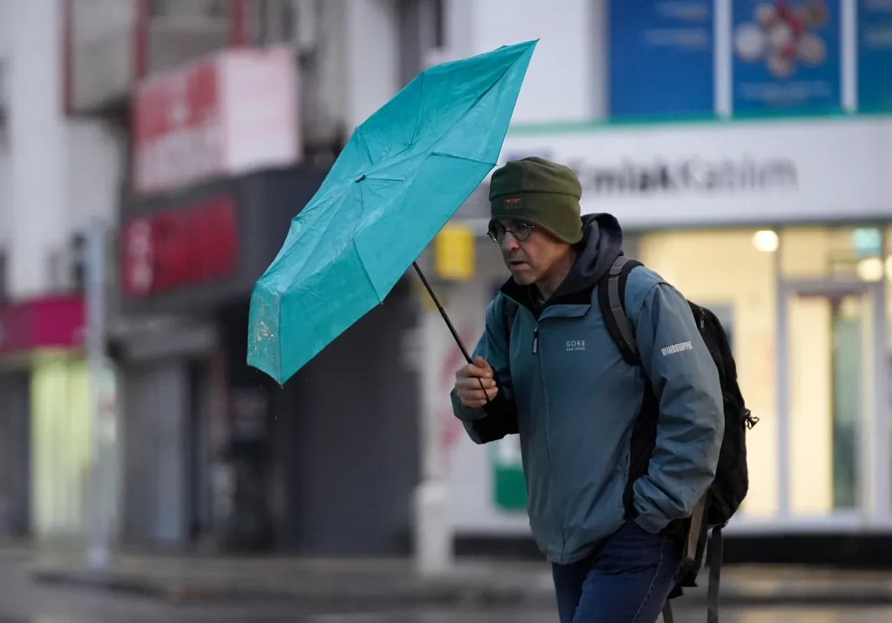 Yeni haftaya dikkat! Meteoroloji İstanbul'u uyardı: Sağanak geliyor