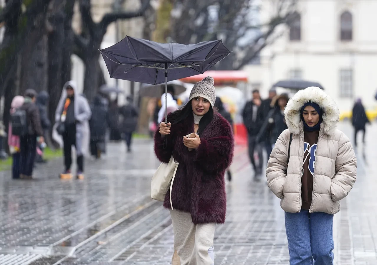Yeni haftaya dikkat! Meteoroloji İstanbul'u uyardı: Sağanak geliyor