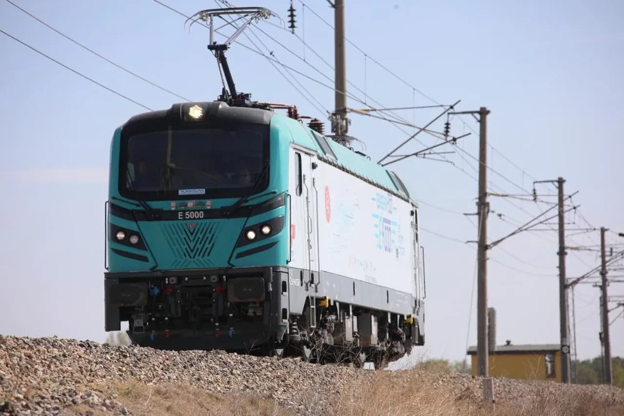 Bakan Uraloğlu "rekor" diyerek duyurdu! 801 vagonun üretimi tamamlandı: Hedef ilk 100