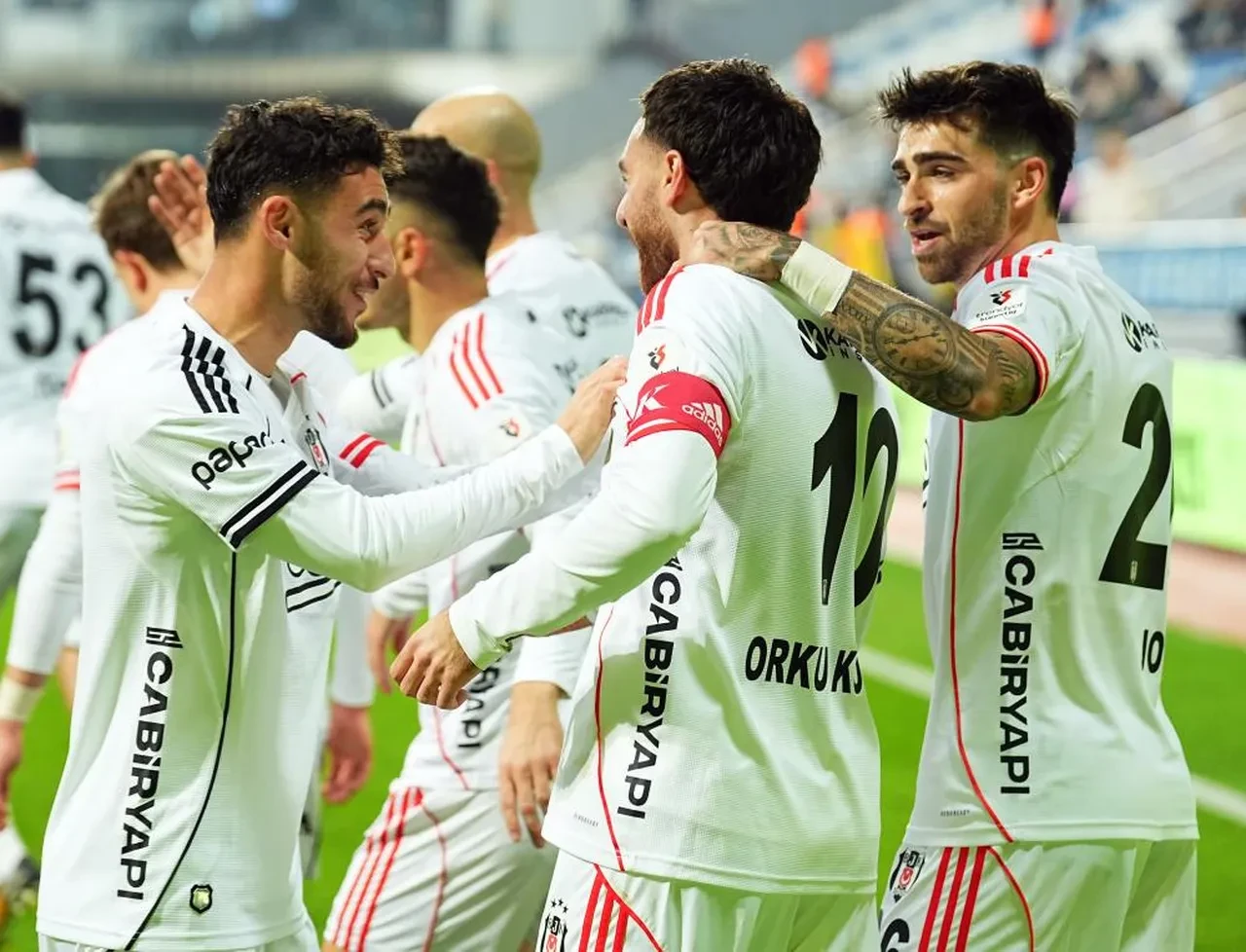 Beşiktaş'a deplasmanda Eyüpspor şoku! Öne geçtiği maçta beraberliğe razı oldu