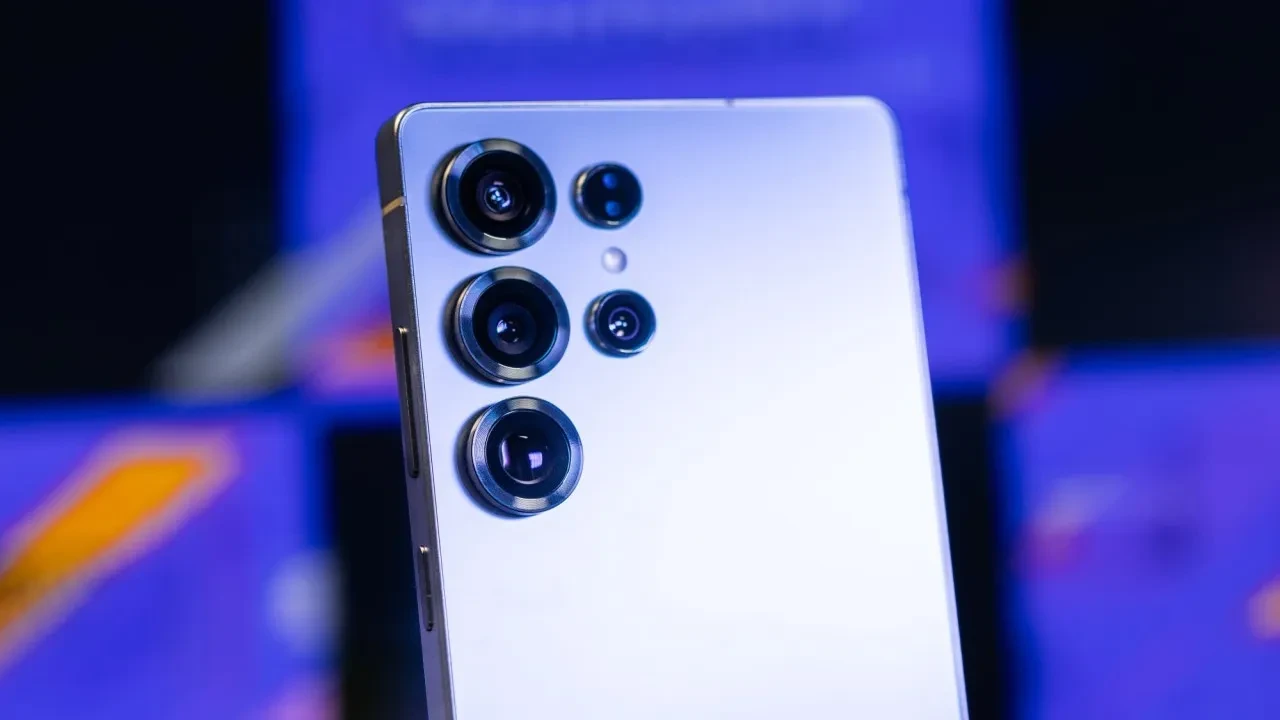 Galaxy S26'yı bekleyenler dikkat: Başlangıç modeli değişti, işte yeni seçenekler