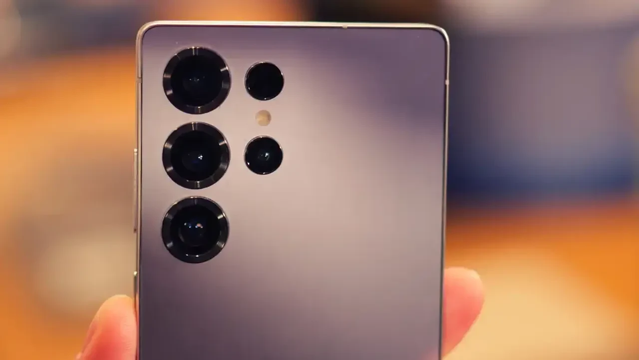 Galaxy S26'yı bekleyenler dikkat: Başlangıç modeli değişti, işte yeni seçenekler