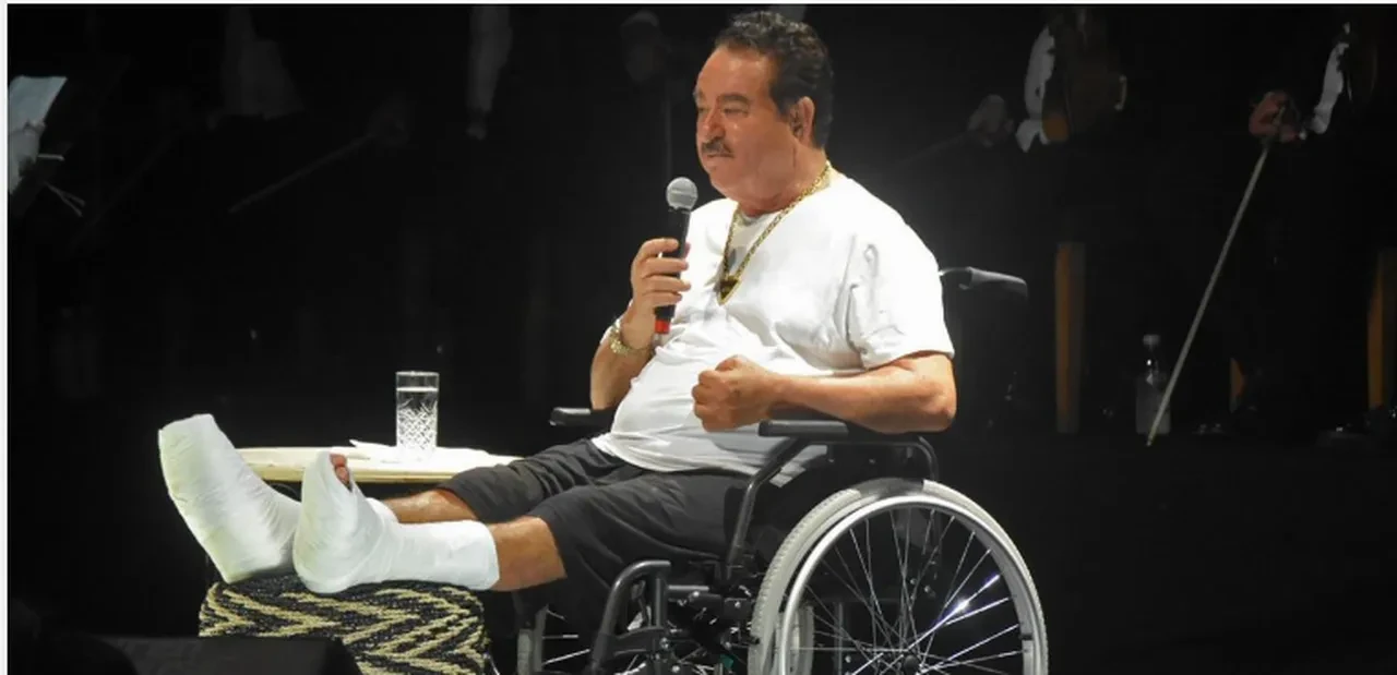 İbrahim Tatlıses restorana tekerlekli sandalyeyle geldi! Korumasından sert müdahale geldi: O görüntüleri sil 