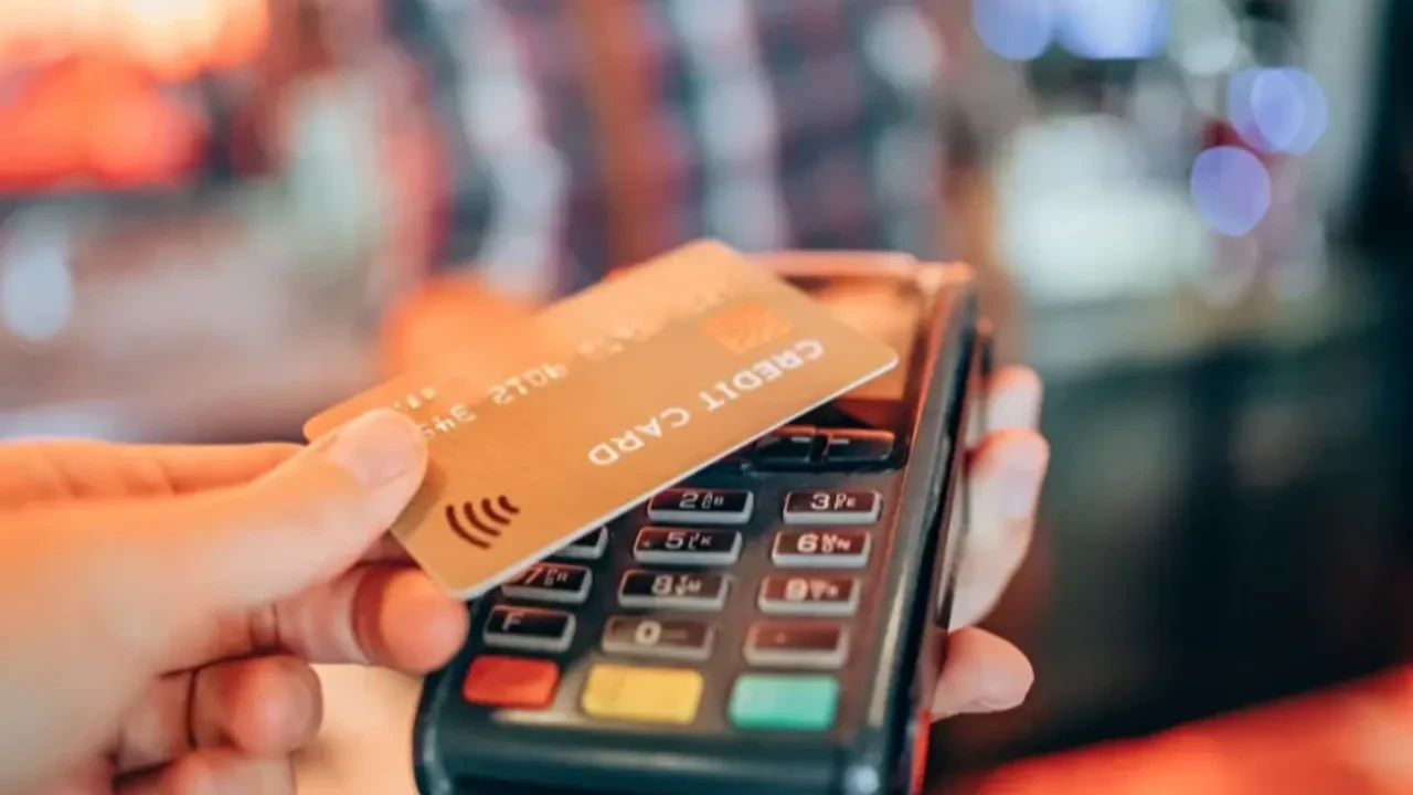 Kredi kartı limitleri değişiyor mu azalacak mı? Kredi kartlarında yeni dönem