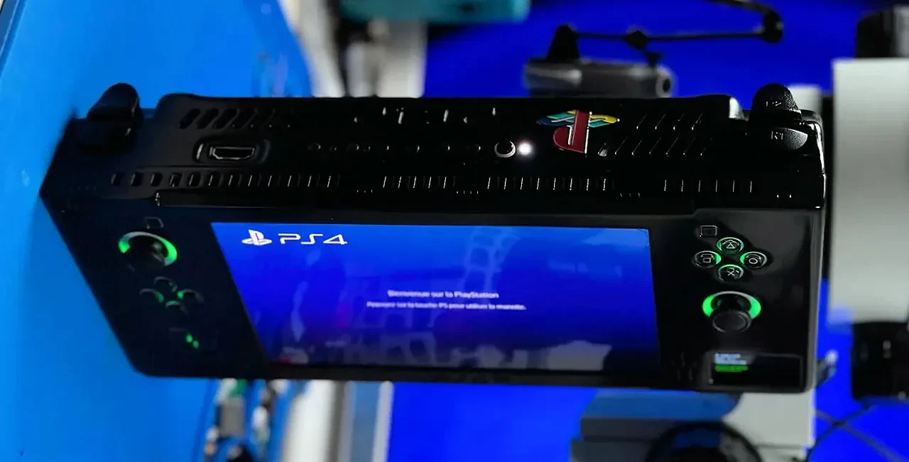 Sony'nin yapmadığını yaptı! Bir kişi kendi imkanlarıyla taşınabilir PlayStation 4 üretti
