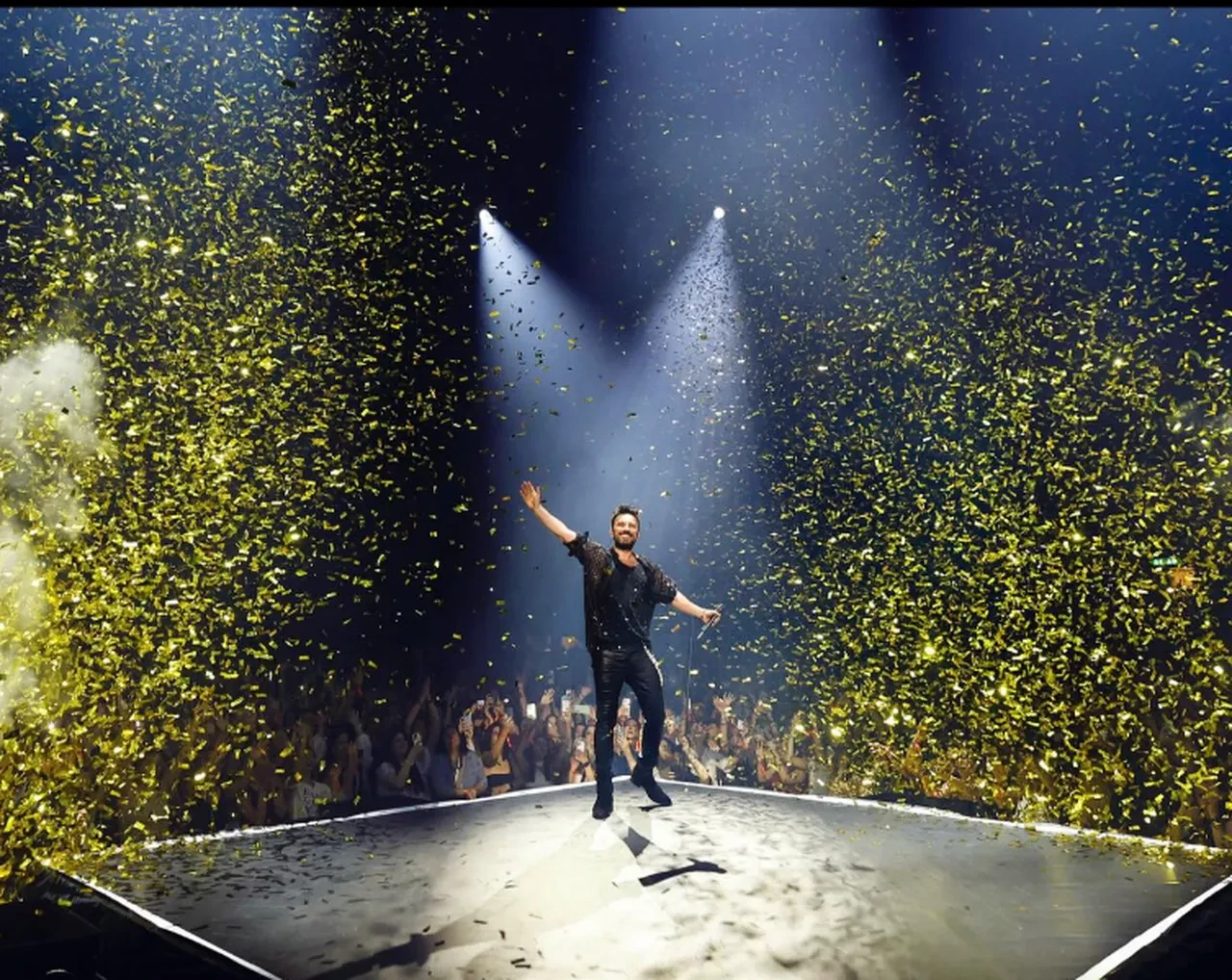 Tarkan konserleri için bilet satışı başladı! 170 bin kişi online sırada 