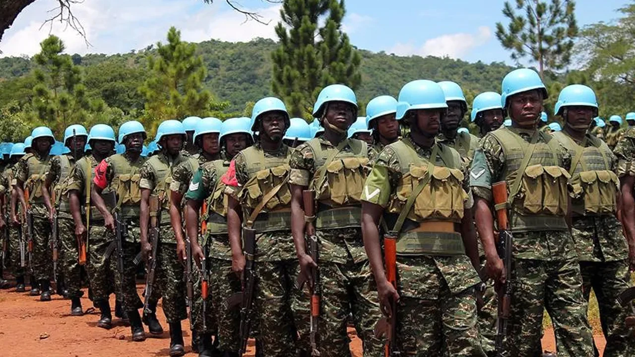 Uganda 19 yıl sonra Somali'den askerlerini çekiyor