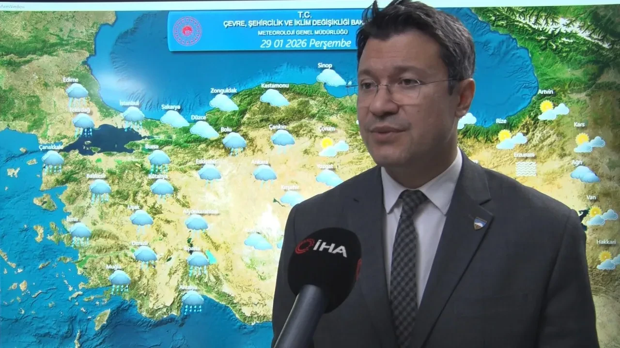 Uzman isimden kuvvetli yağışlara karşı uyarı! Yağışların etkili olacağı yerleri duyurdu