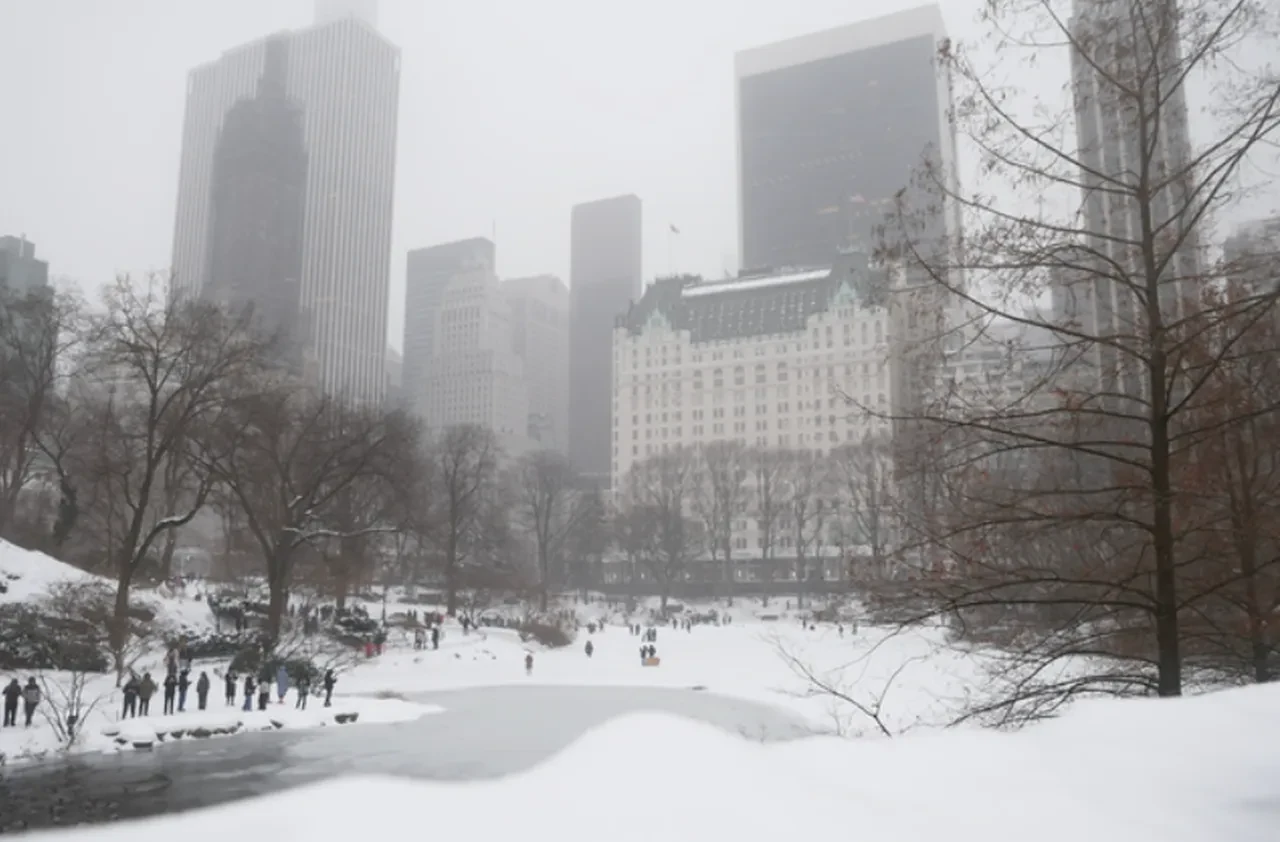 ABD'de kar kabusu! Ölü sayısı 18'e yükseldi