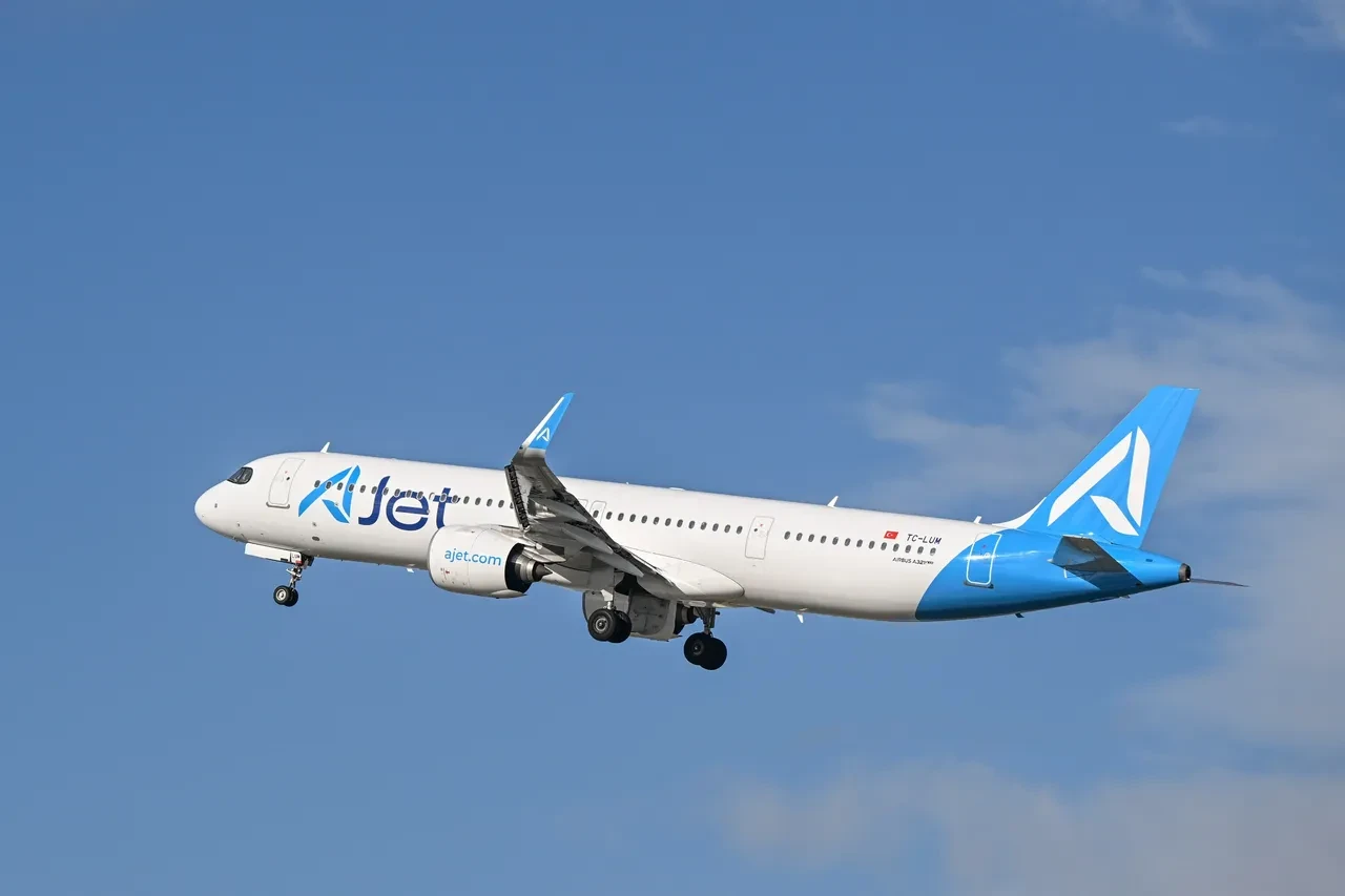 AJet cazip kampanyayı duyurdu: 9 dolara yurt dışı seyahati