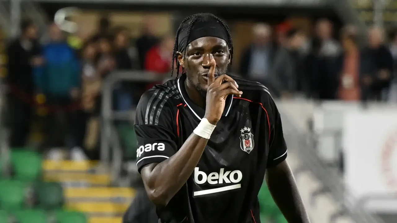 Beşiktaş, Tammy Abraham transferini KAP'a bildirdi