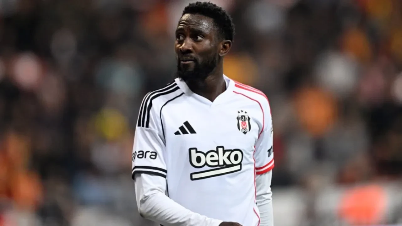 Beşiktaşlı Ndidi'nin acı günü! Trafik kazasında hayatını kaybetti
