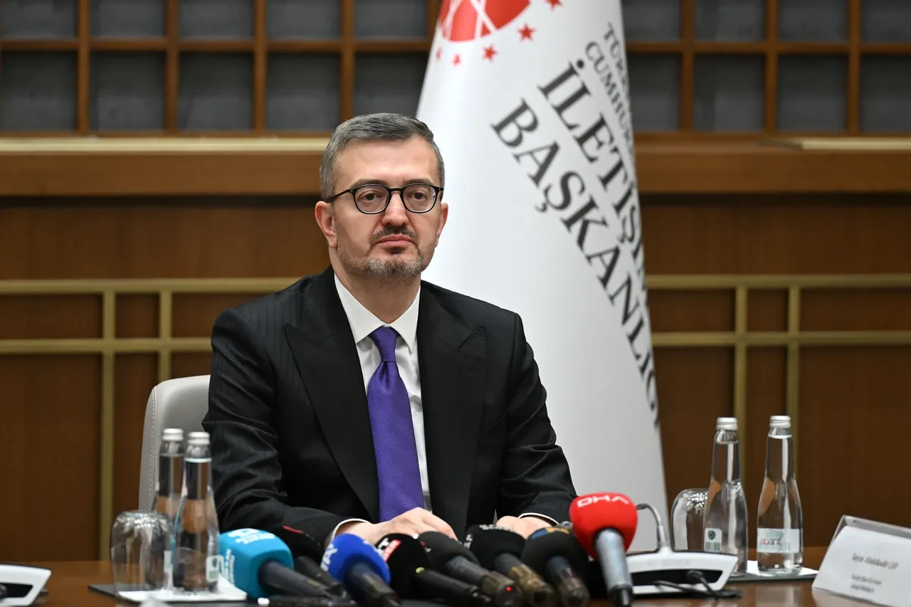 Binlerce gazete, dergi ve internet haber sitesi faydalanacak! Cumhurbaşkanlığı İletişim Başkanı Burhanettin Duran ayrıntıları duyurdu