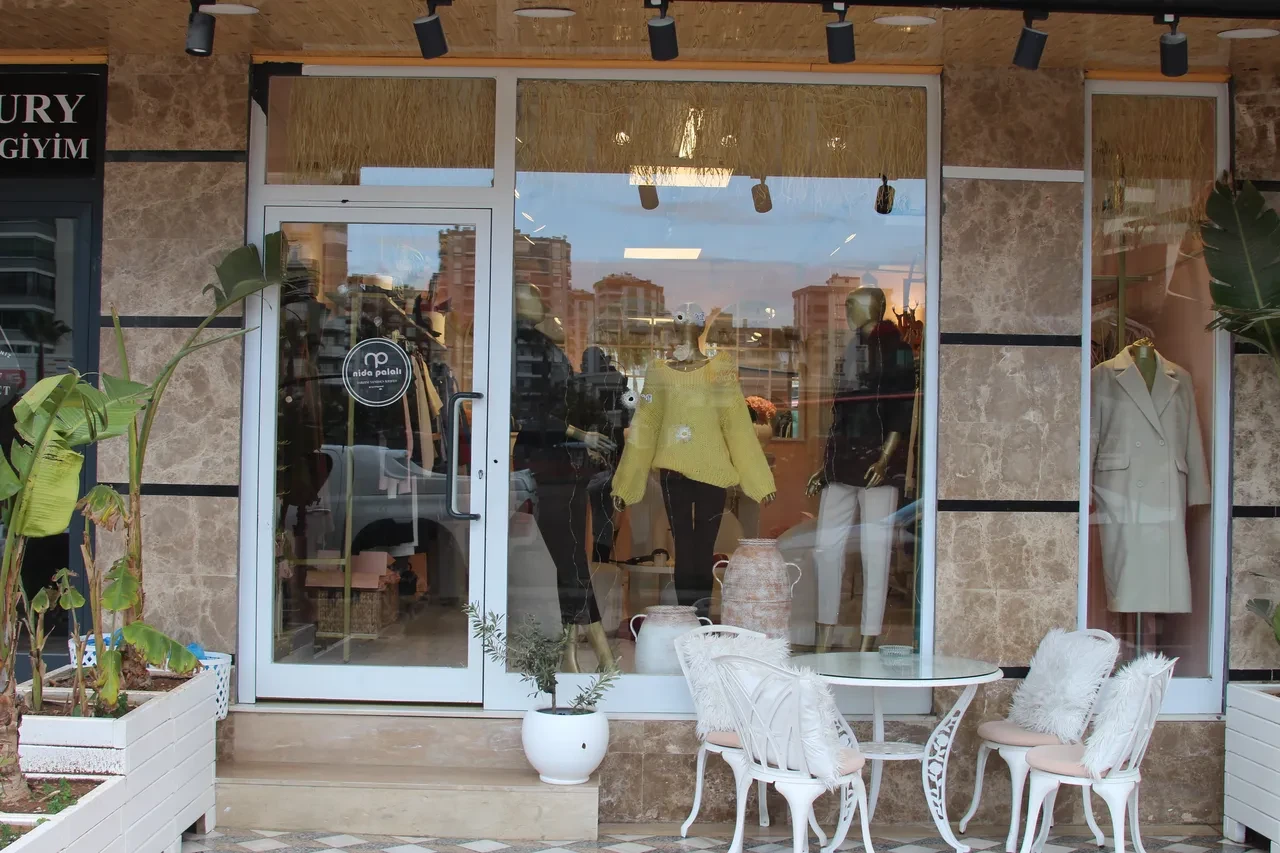 Gece yarısı mağazayı kurşunladılar! Tam 10 el ateş etmişler