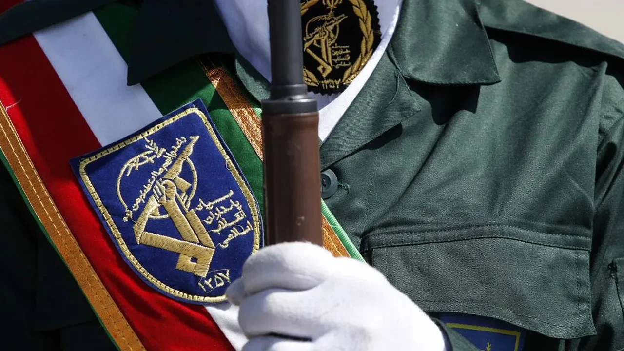 İran'dan komşularına 'savaş' tehdidi! 