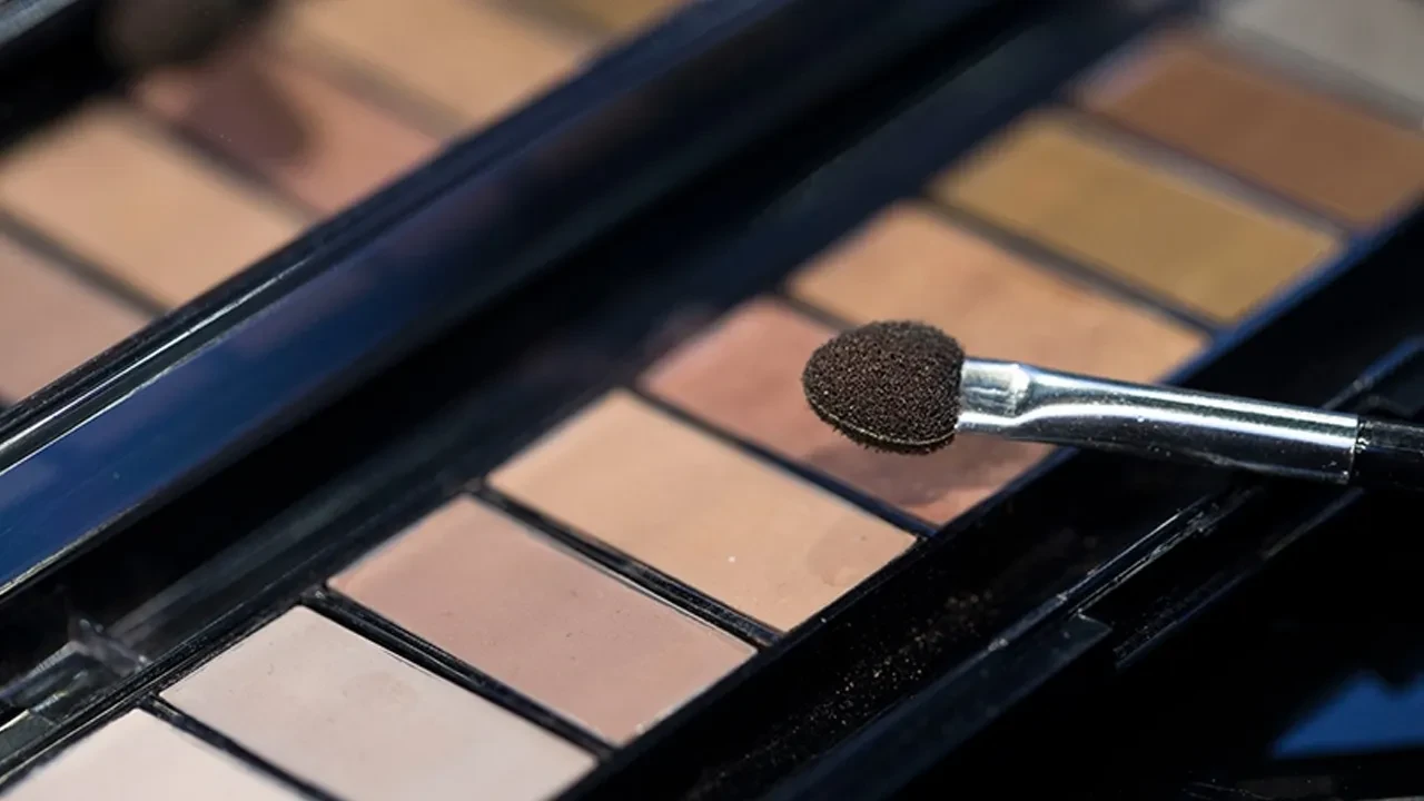 Rekabet Kurulu harekete geçti: 3 kozmetik şirketine soruşturma