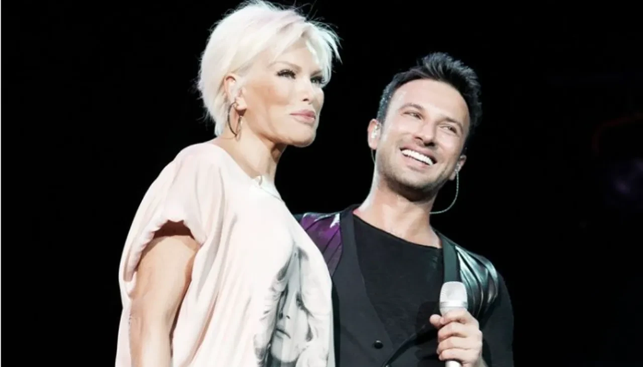 Tarkan konserinde Cem Yılmaz'dan sonra Ajda Pekkan sürprizi 