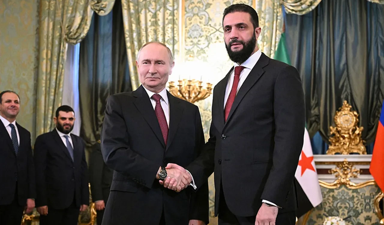 Ahmed Şara kritik görüşme için Moskova'ya ayak bastı! Kremlin'den açıklama geldi