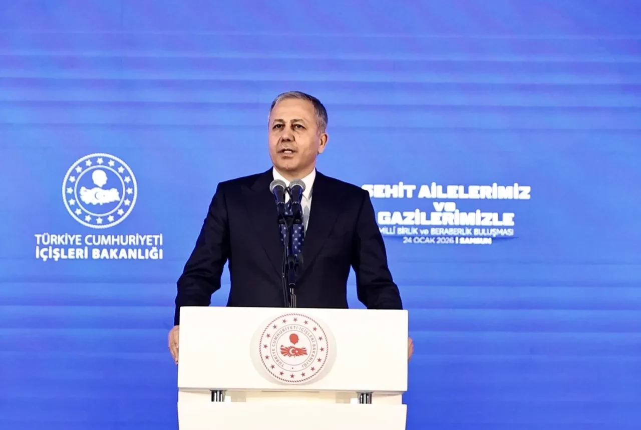 Diyarbakır ve Manisa'da uyuşturucuya büyük darbe! Operasyonlarda 445 şüpheli yakalandı