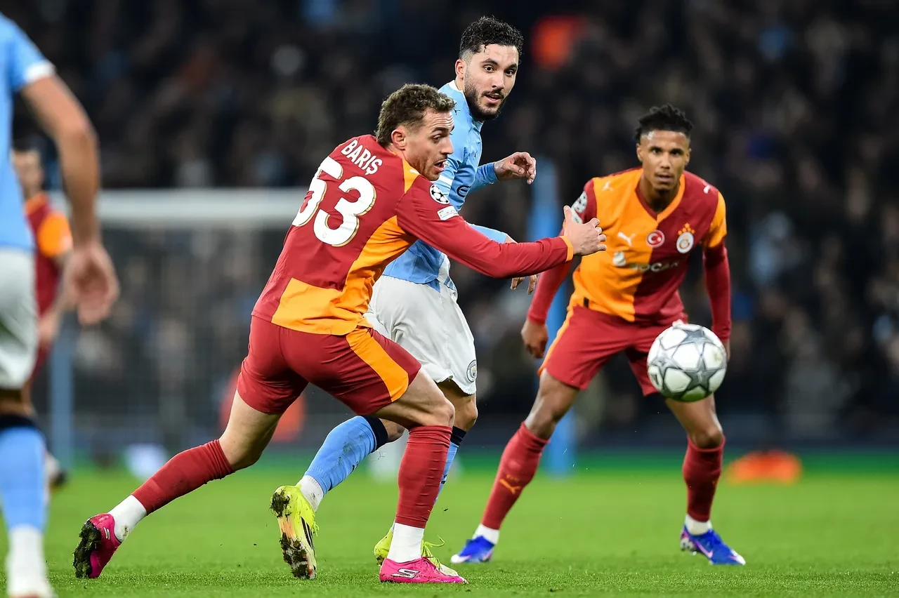 Galatasaray Şampiyonlar Ligi'nde Manchester City'ye mağlup oldu: Aslan play-off oynayacak!