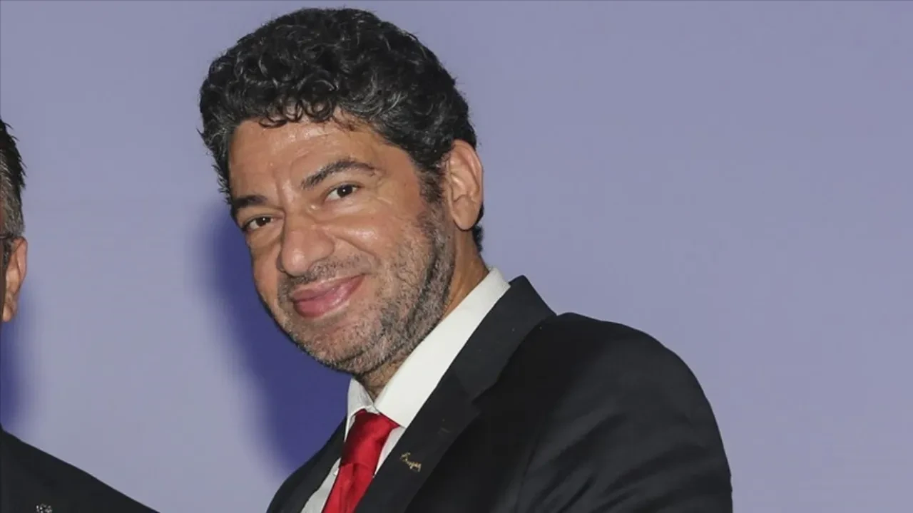 Hakan Taşıyan sağlık durumu, neden hastaneye kaldırıldı? Son dakika ünlü sanatçının durumunda kritik gelişme