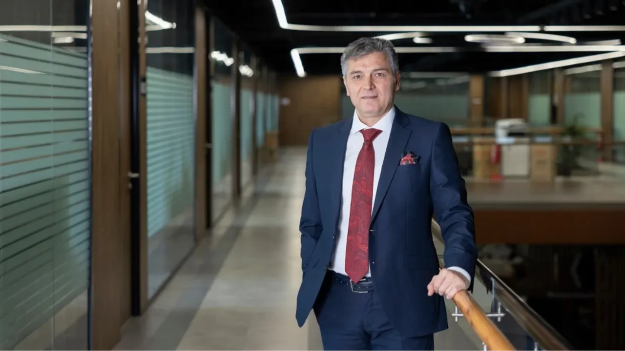 İstikbal; geleceğin yaşam alanlarını sahneye taşıyor