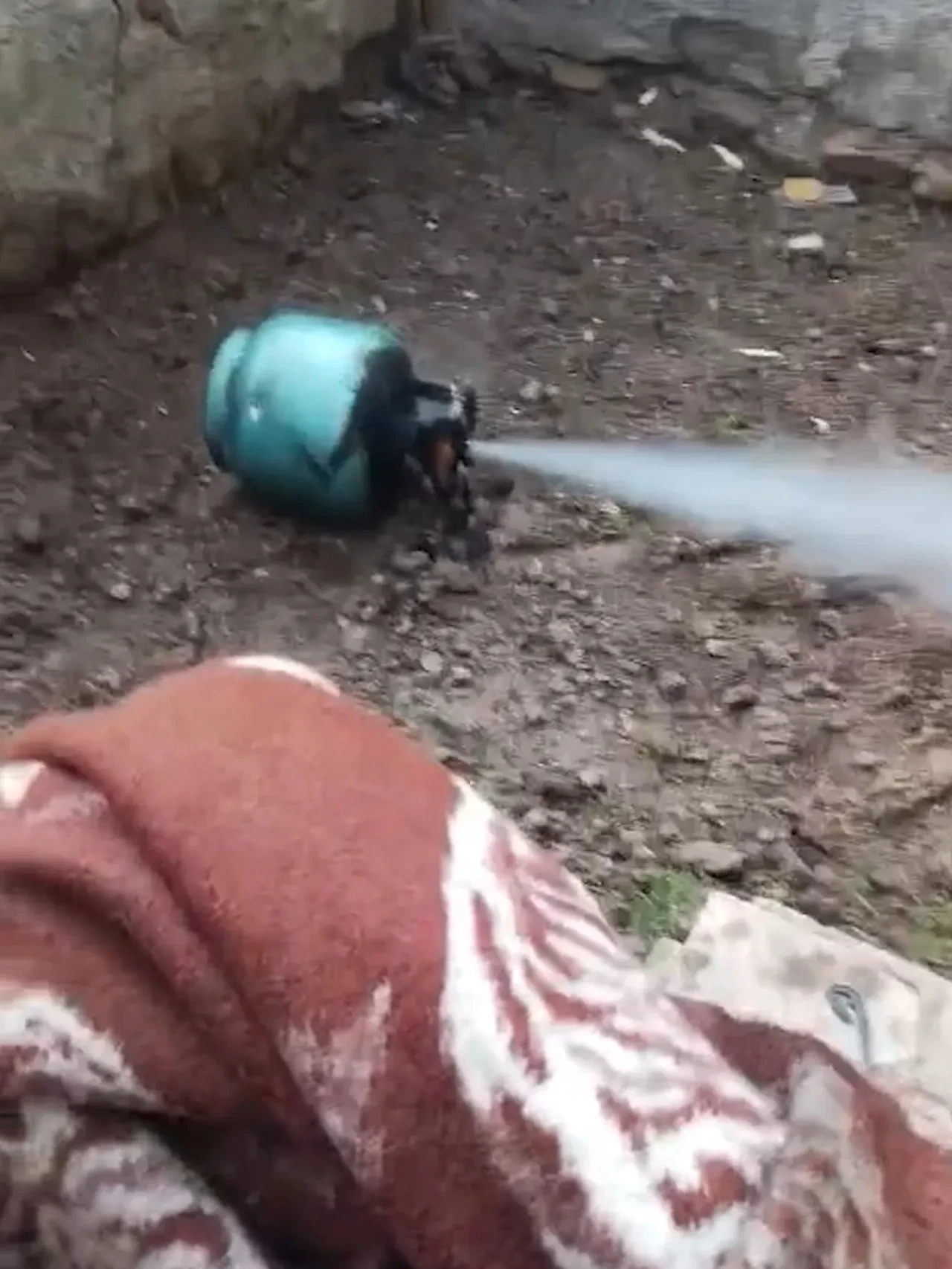 İtfaiye erinden cesur hareket! Canını hiçe sayıp faciayı önledi