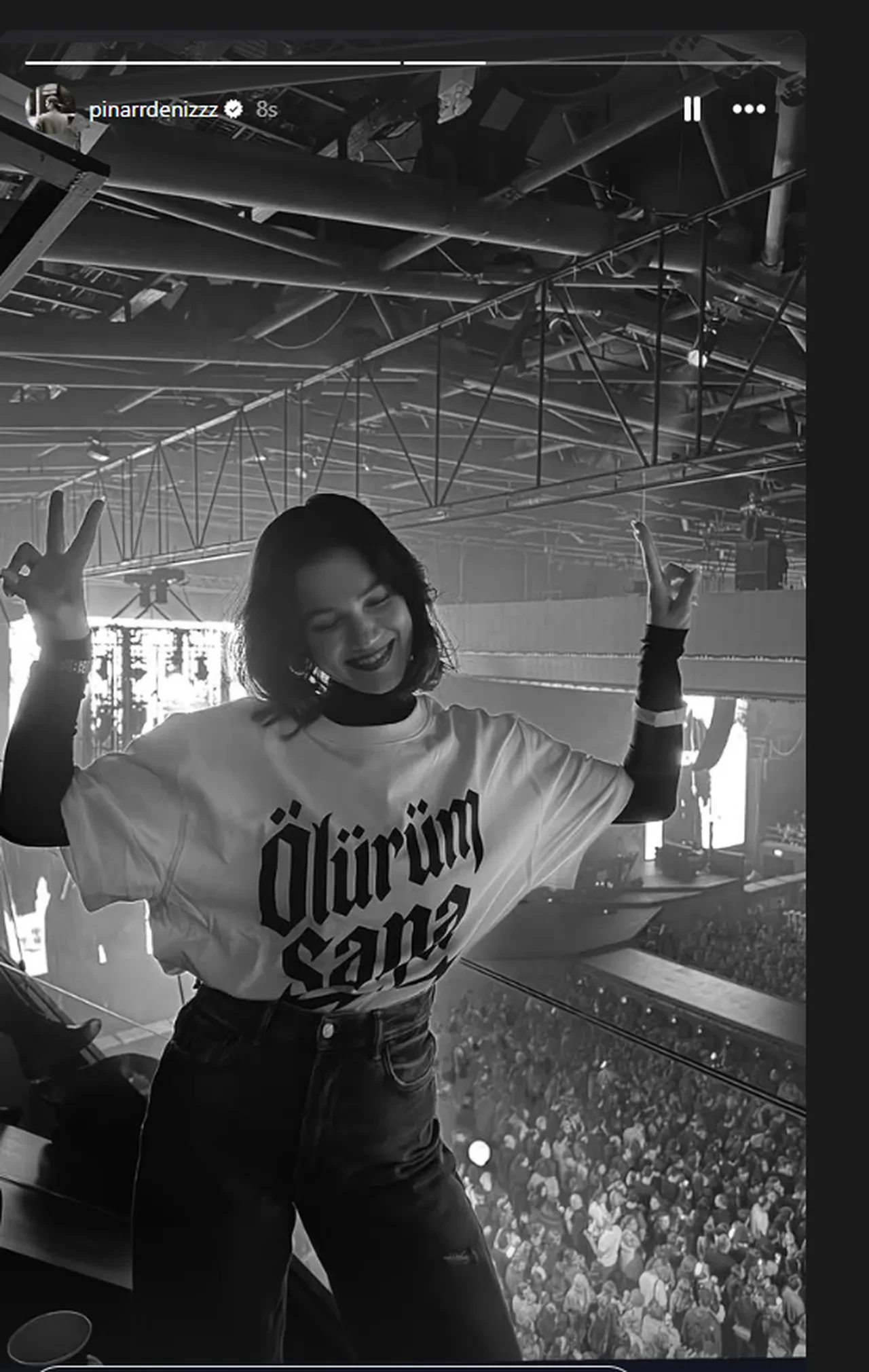 Pınar Deniz, Tarkan konserinde kriz yaşadı! İmdadına Hakan Tevetoğlu yetişti 