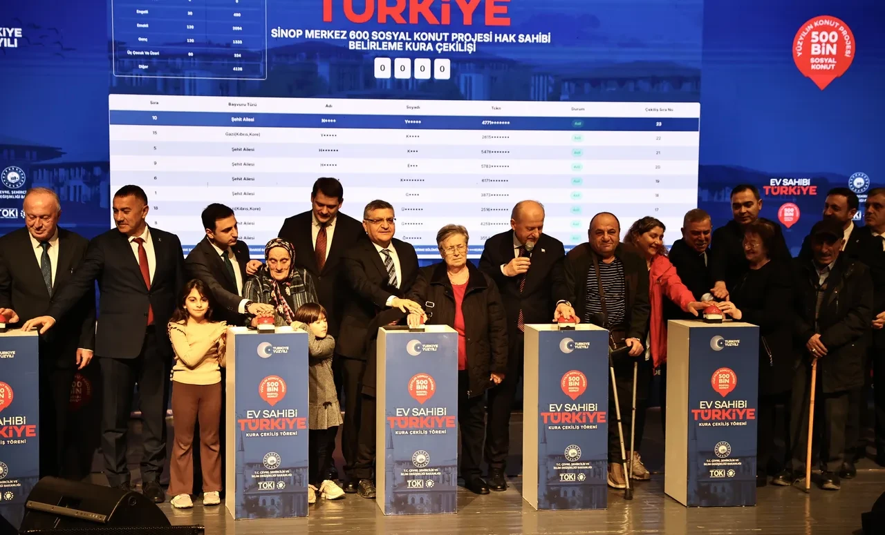 Sinop'ta kuralar çekildi! İkinci 500 bin konut müjdesi