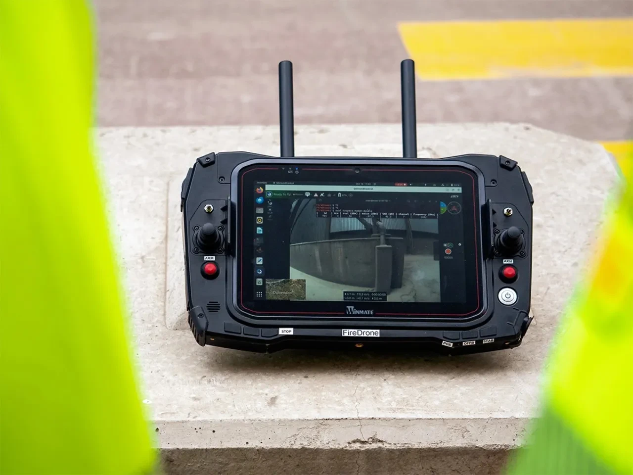 Yangınlarda hayat kurtaracak FireDrone, 10 dakika boyunca yanmadan görev yapabiliyor