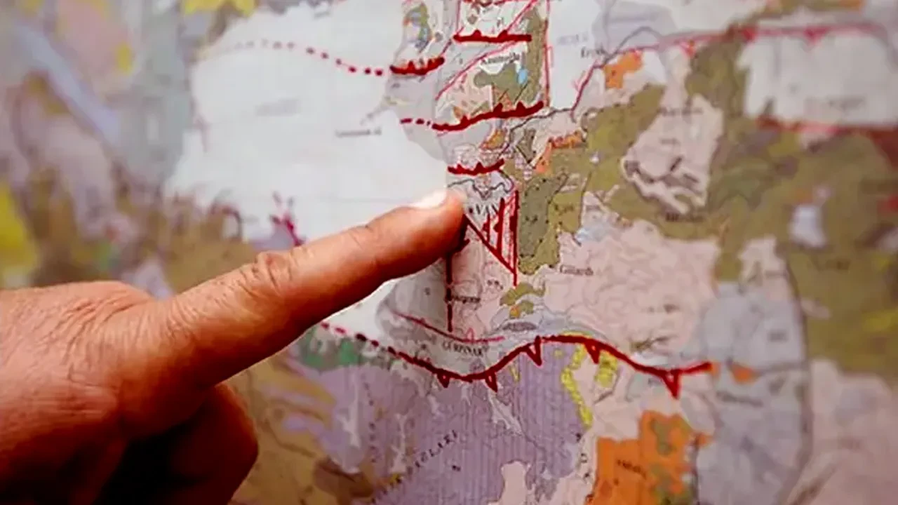 AFAD açıkladı! Türkiye'nin diri fay haritası güncelleniyor 