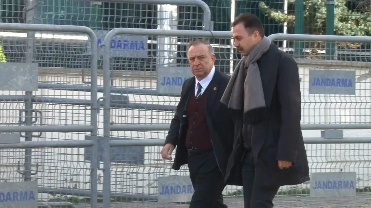 Aziz İhsan Aktaş davasında 3. gün! 200 sanık, 6 başkan tek tek savunma yapıyor