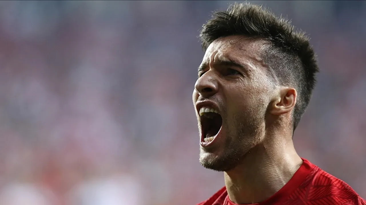 Beşiktaş ve Fenerbahçe'de de oynadı! Trabzonspor tecrübeli golcüyle el sıkıştı