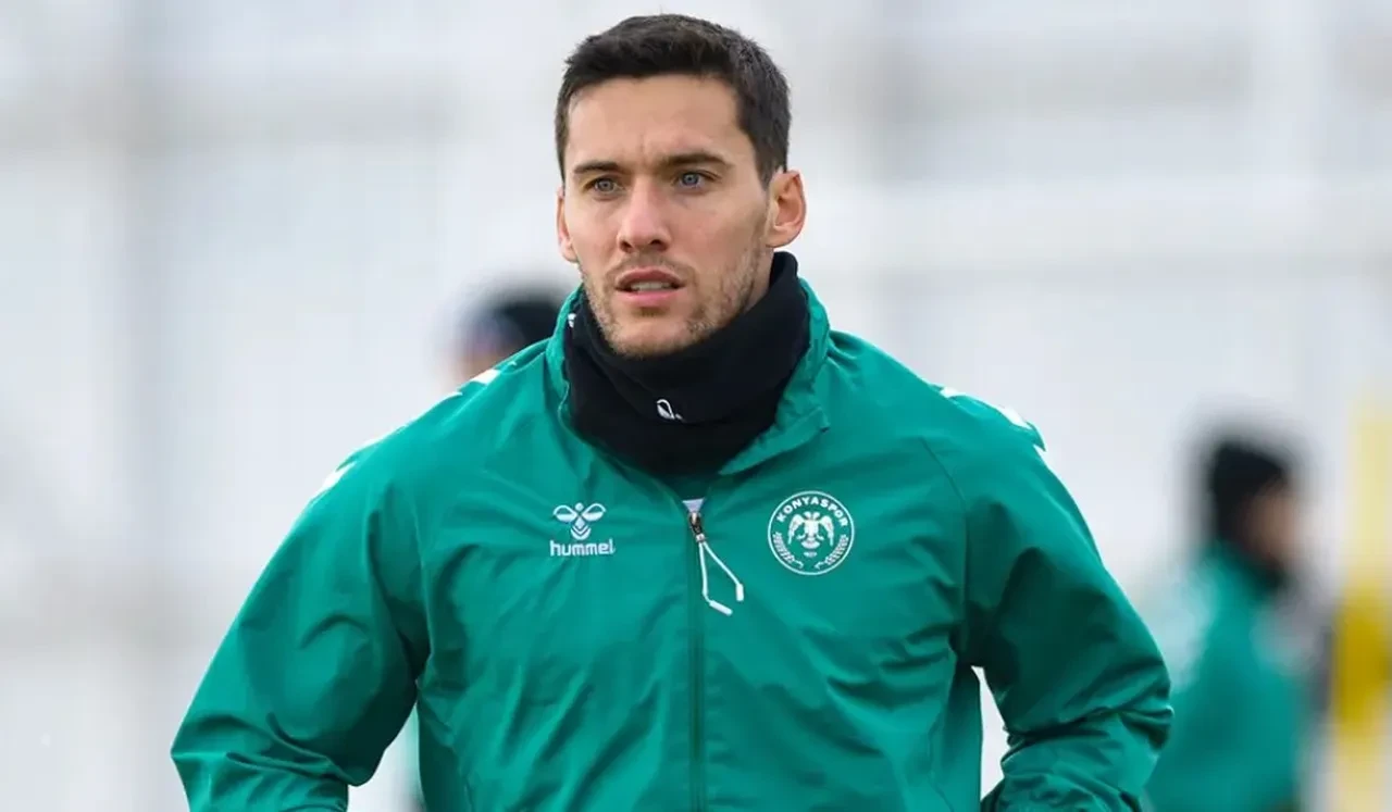 Beşiktaş ve Fenerbahçe'de de oynadı! Trabzonspor tecrübeli golcüyle el sıkıştı