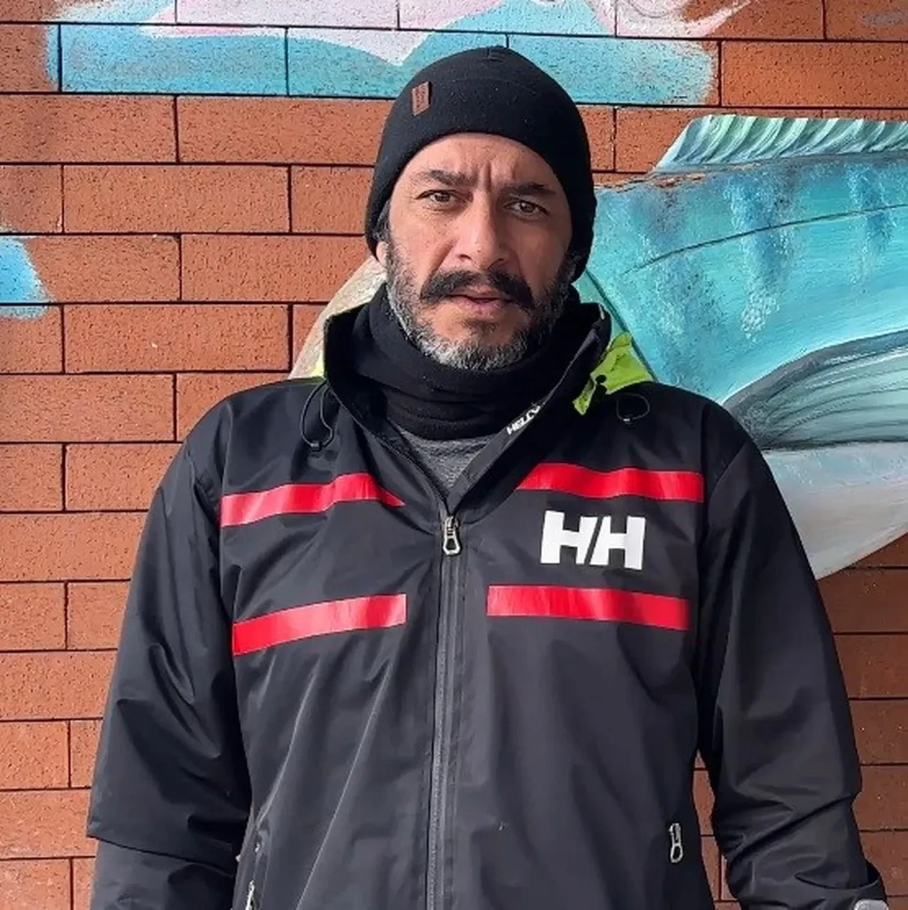 Çorba yapacaktı, gözlerine inanamadı! Temizlenen balık iç organları alındıktan sonra çırpınmaya başladı